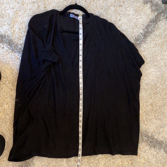 Draped Black Sheer Lightweight Blouse Top Sz Onesize - Picture 5 of 6